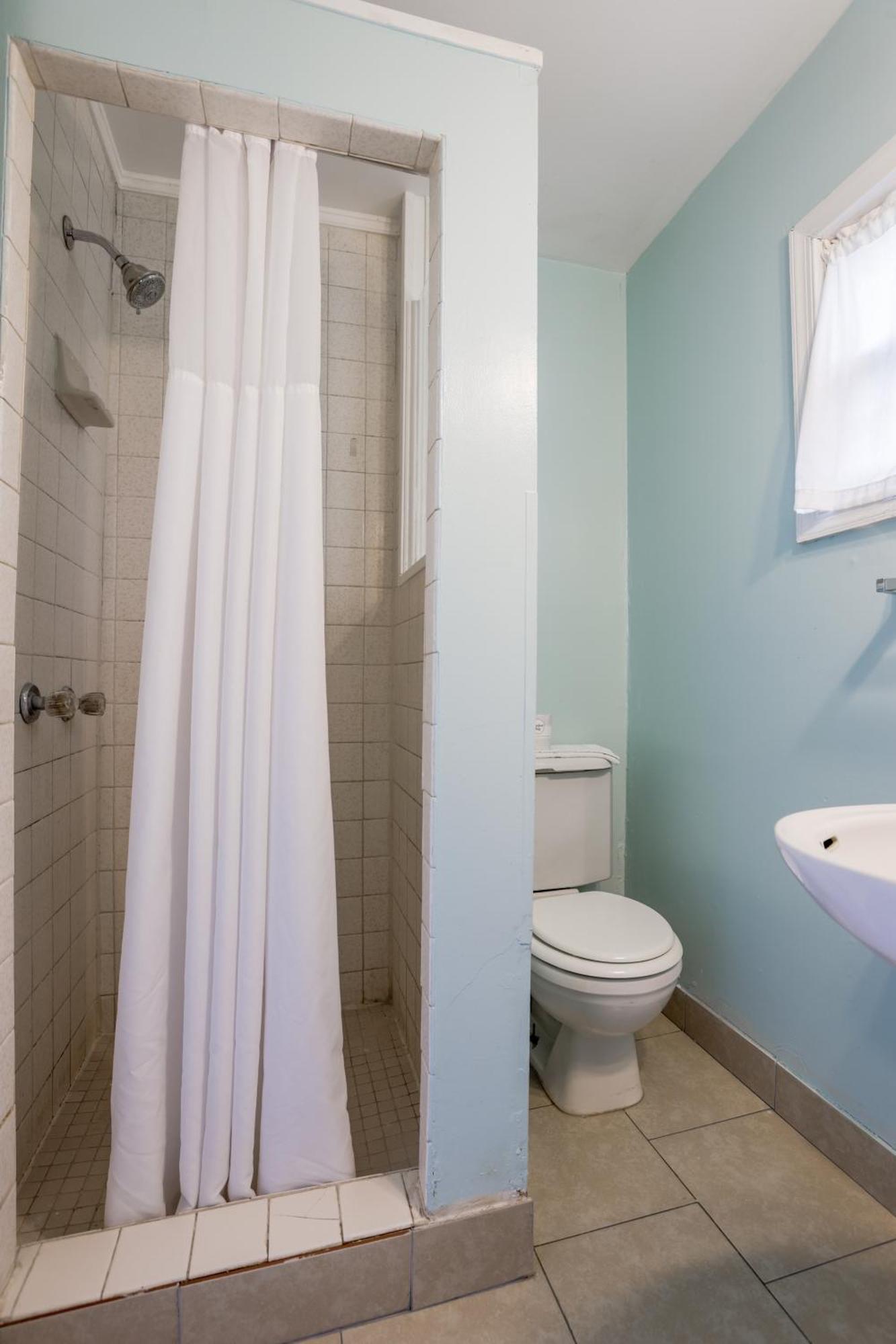 Relax Inn By Oyo Natural Bridge I-81 מראה חיצוני תמונה